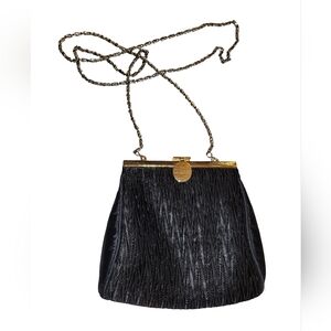 Vintage Black Ruched Satin  Crossbody Clutch With Gold Kiss-lock Closure & Chain